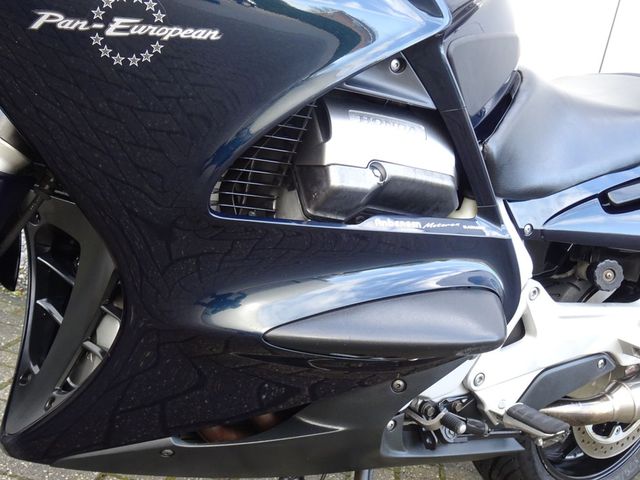 honda - st-1300-pan-european