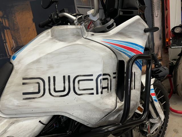 ducati - desertx