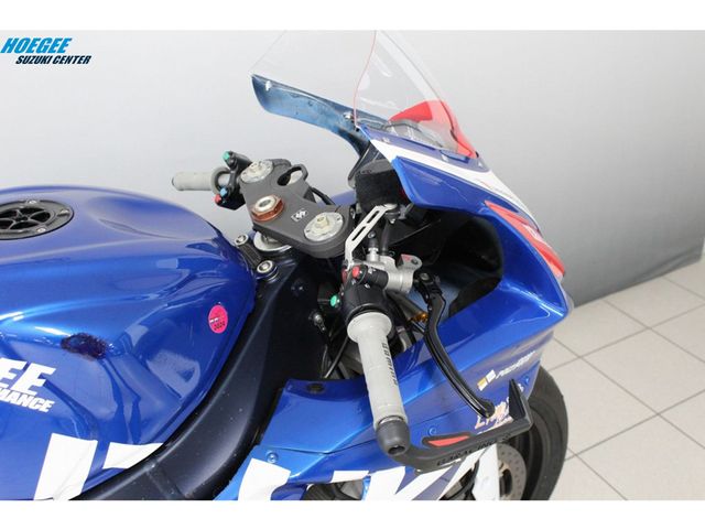 suzuki - gsx-r-750