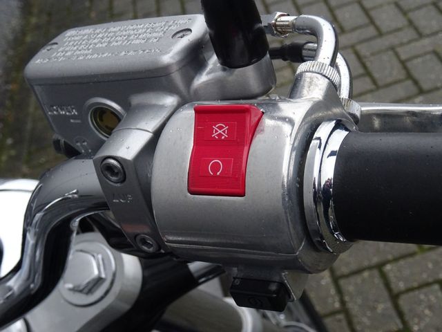 honda - vt-750-s