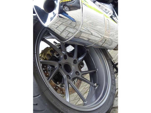 bmw - r-1200-rs