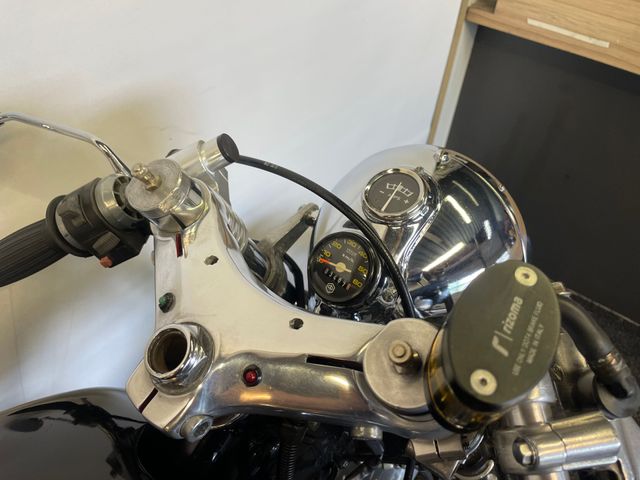moto-guzzi - california-3