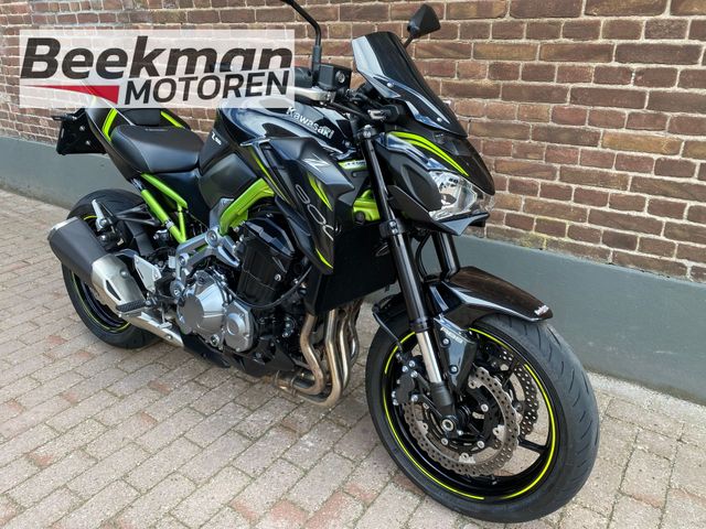 kawasaki - z900