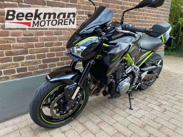 kawasaki - z900