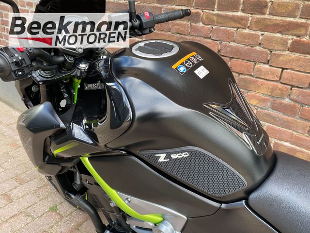 kawasaki - z900