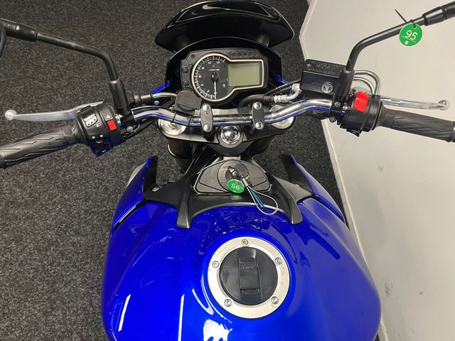 suzuki - gsr-750