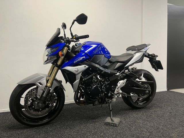 suzuki - gsr-750