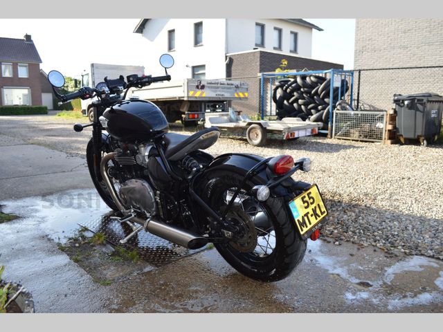 triumph - bonneville-bobber