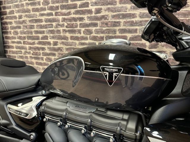 triumph - rocket-3-storm-r