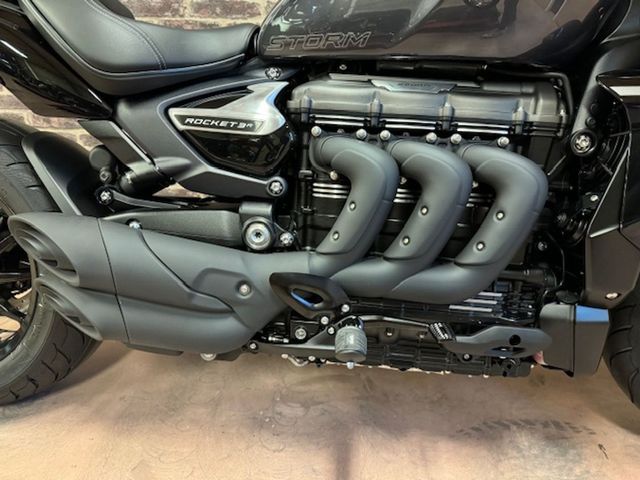 triumph - rocket-3-storm-r