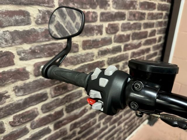 triumph - rocket-3-storm-r