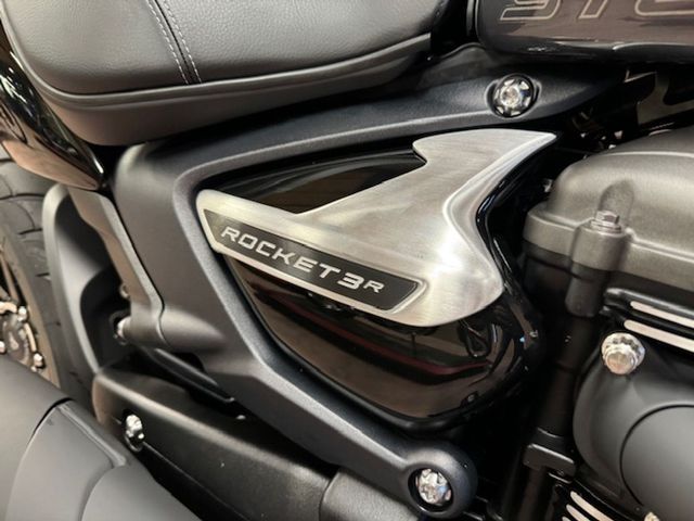 triumph - rocket-3-storm-r