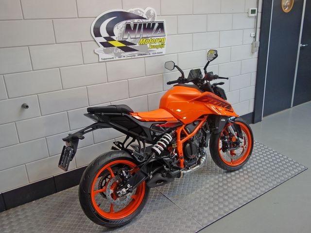 ktm - 390-duke