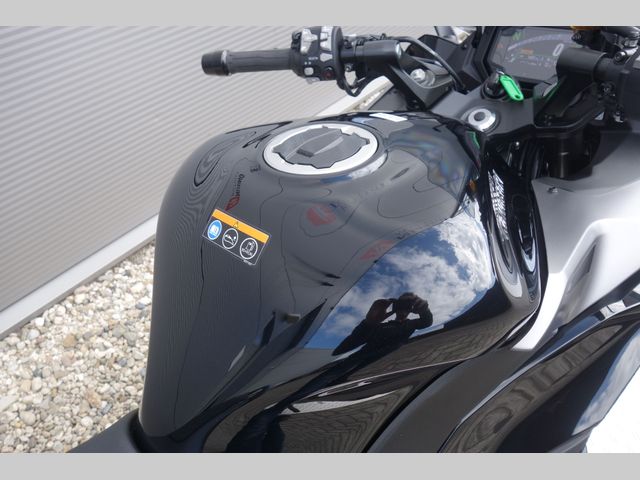 kawasaki - ninja-1000sx