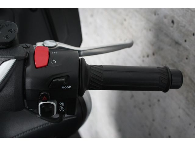 yamaha - xp-530-t-max-abs