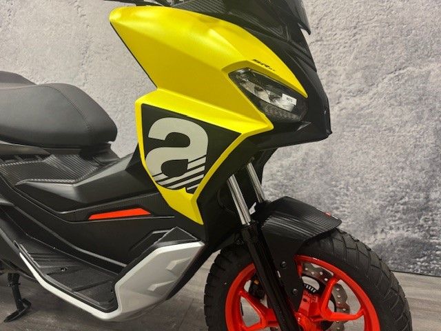 aprilia - sr-gt-200