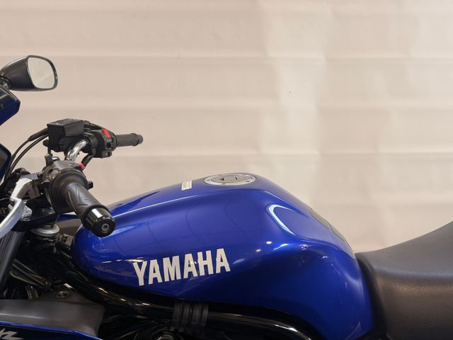 yamaha - fzs-600-fazer