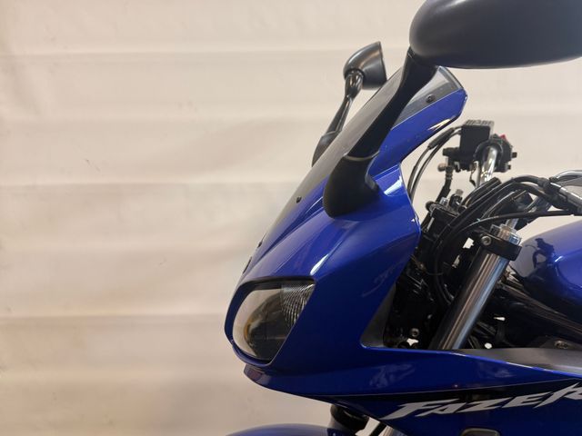 yamaha - fzs-600-fazer