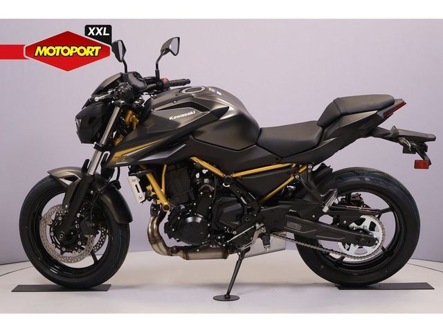 kawasaki - z650-s