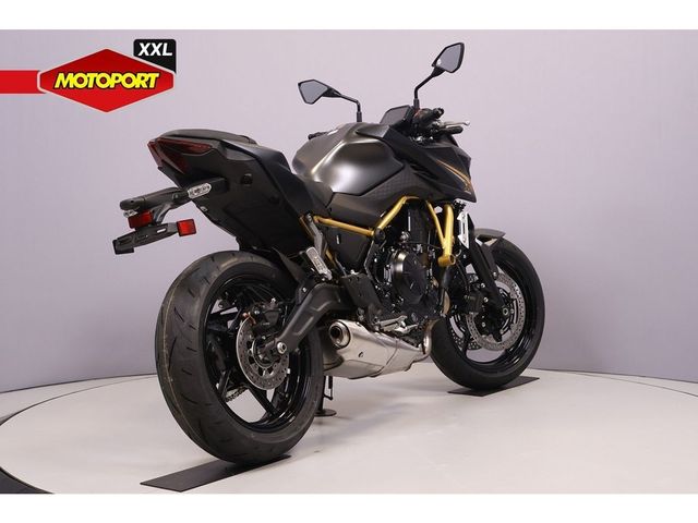 kawasaki - z650-s