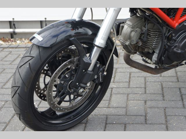 ducati - m-695