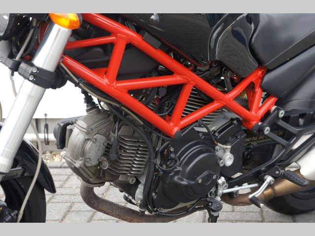 ducati - m-695