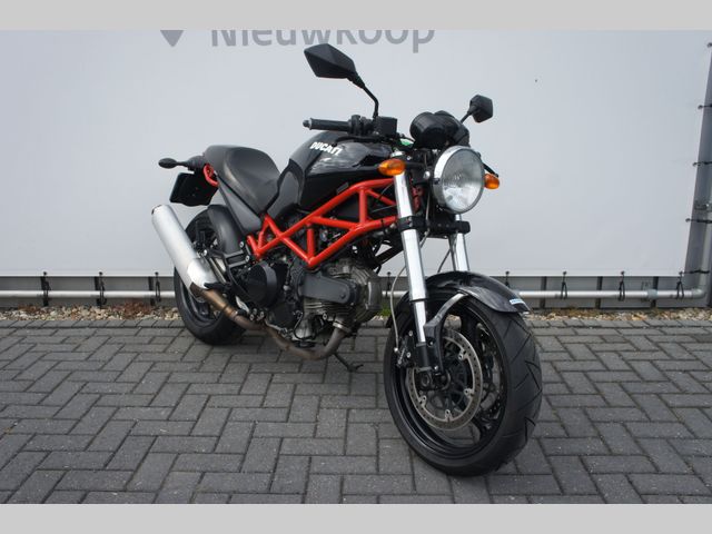ducati - m-695