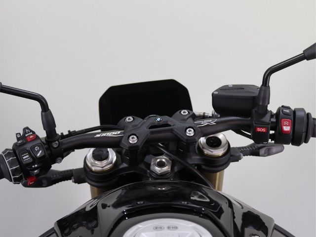 bmw - s-1000-r