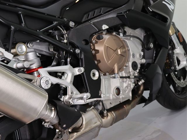 bmw - s-1000-r