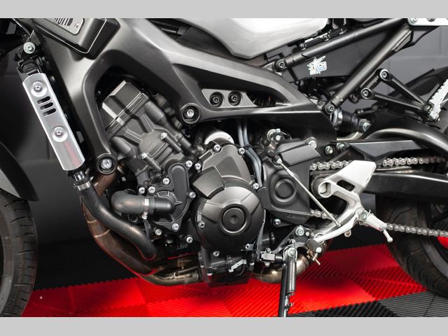 yamaha - xsr-900