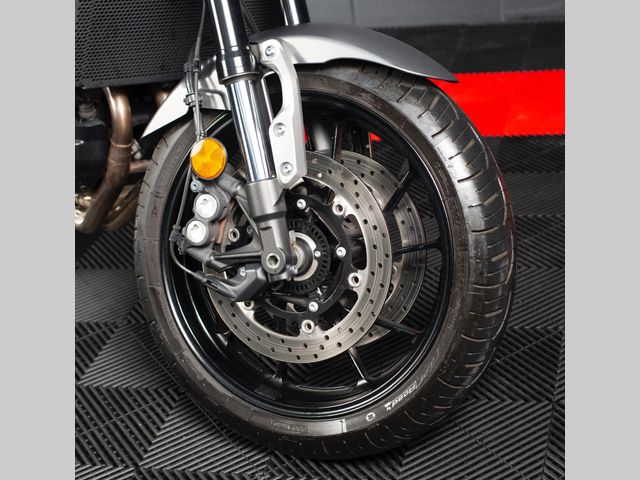 yamaha - xsr-900