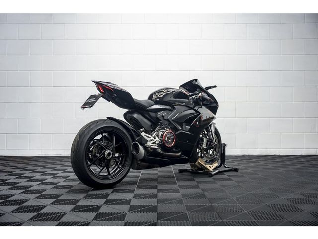 ducati - panigale-v2