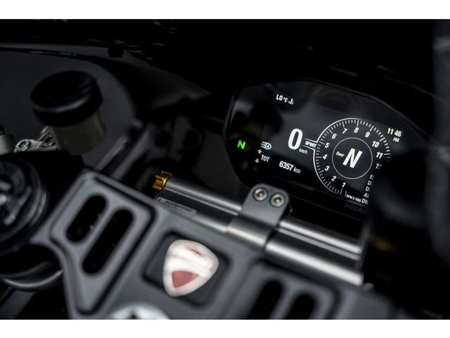 ducati - panigale-v2