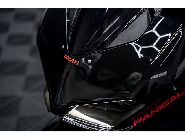 ducati - panigale-v2