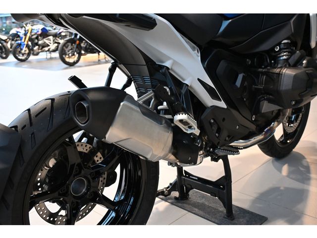 bmw - r-1300-gs-trophy