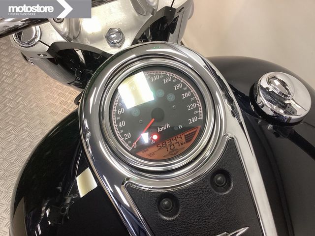 suzuki - m-1800-r-intruder