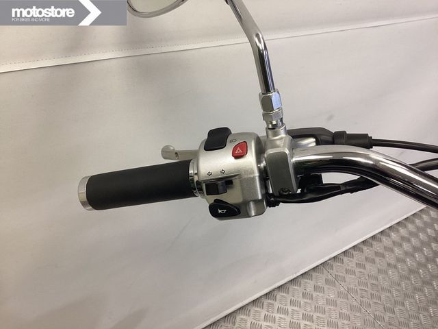 suzuki - m-1800-r-intruder