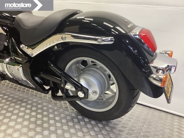 suzuki - m-1800-r-intruder