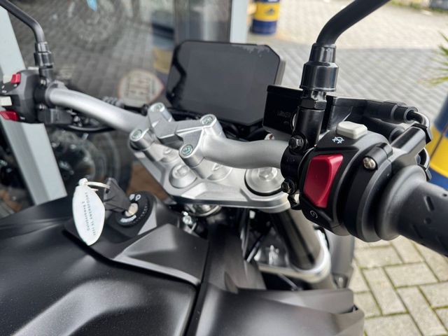 voge - r-625