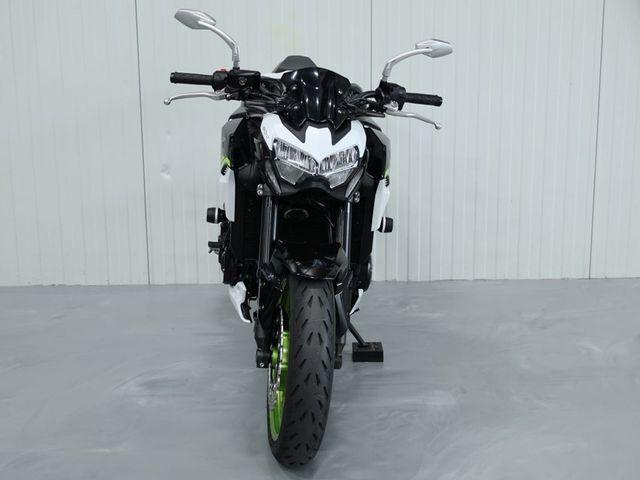 kawasaki - z900