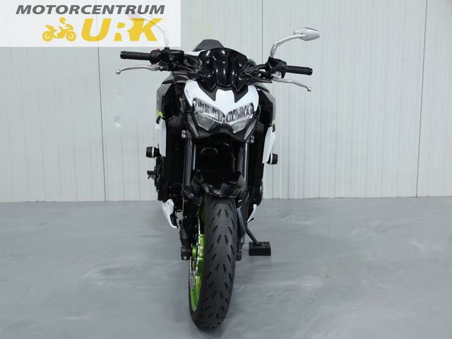 kawasaki - z900