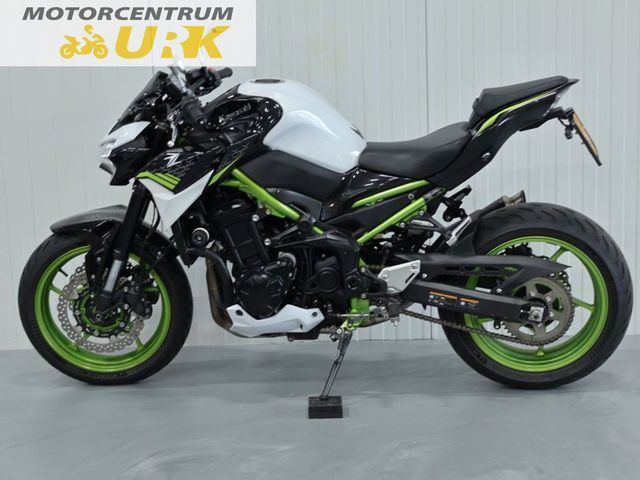 kawasaki - z900