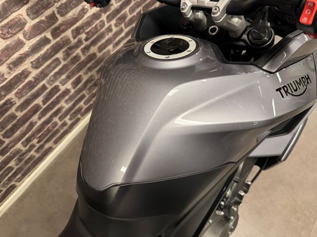 triumph - tiger-sport-660