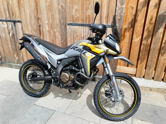 voge - 300-r