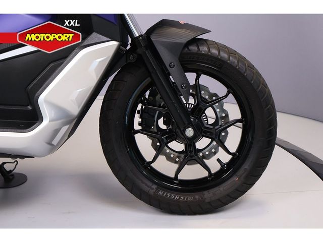 aprilia - sr-gt-200
