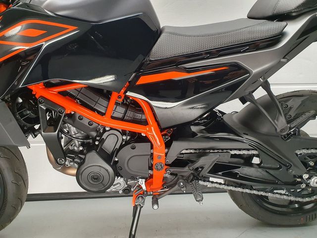 ktm - 390-duke-abs