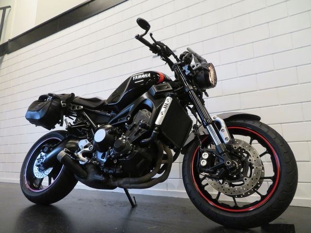 yamaha - xsr-900-abs