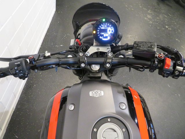 yamaha - xsr-900-abs