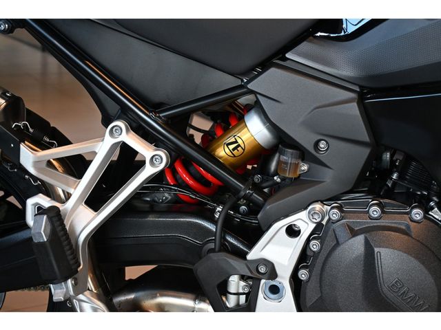 bmw - f-800-gs-triple-black-abs
