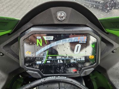 KAWASAKI NINJA ZX-10R 40TH ANNIVERSARY EDITION – foto 4
